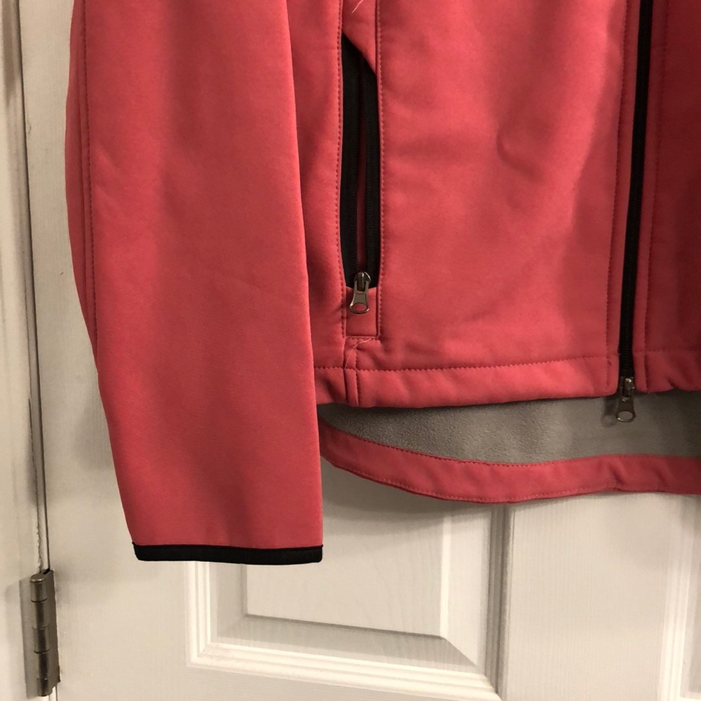 Lightly worn lightweight PrairieMountain XL jacket- Like New - Picture 3 of 7